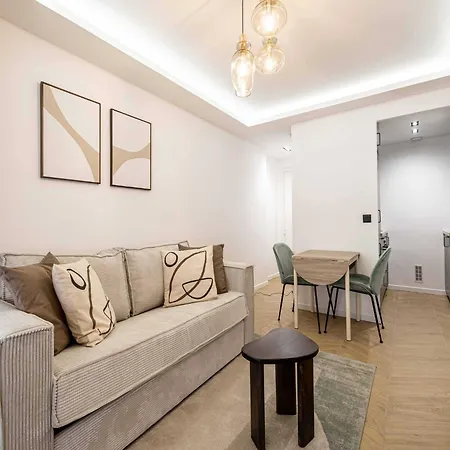 Elegant With Balcony 1bd 4p - Croisette
