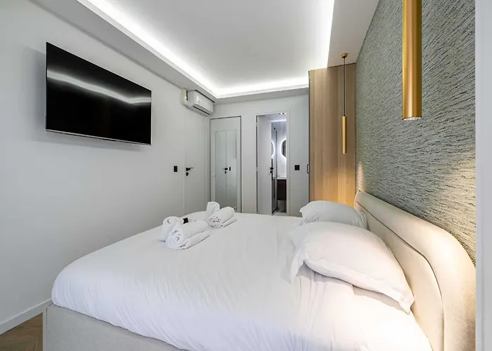 Appartement Elegant With Balcony 1bd 4p - Croisette *